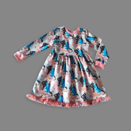 Kleita "Frozen" ar bumbiņām